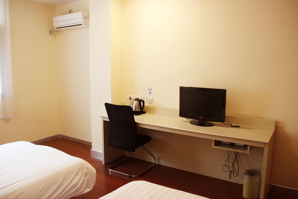 Hanting Express Shenzhen Bu Ji Railway Station Thẩm Quyến Phòng bức ảnh